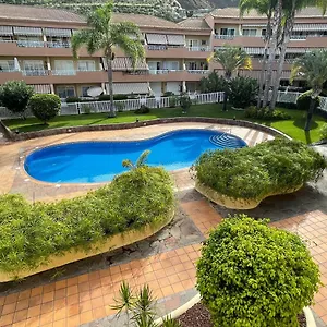 https://neue-terrassenwohnung-mit-pool-puerto-de-la-cruz.in-canary-islands.com